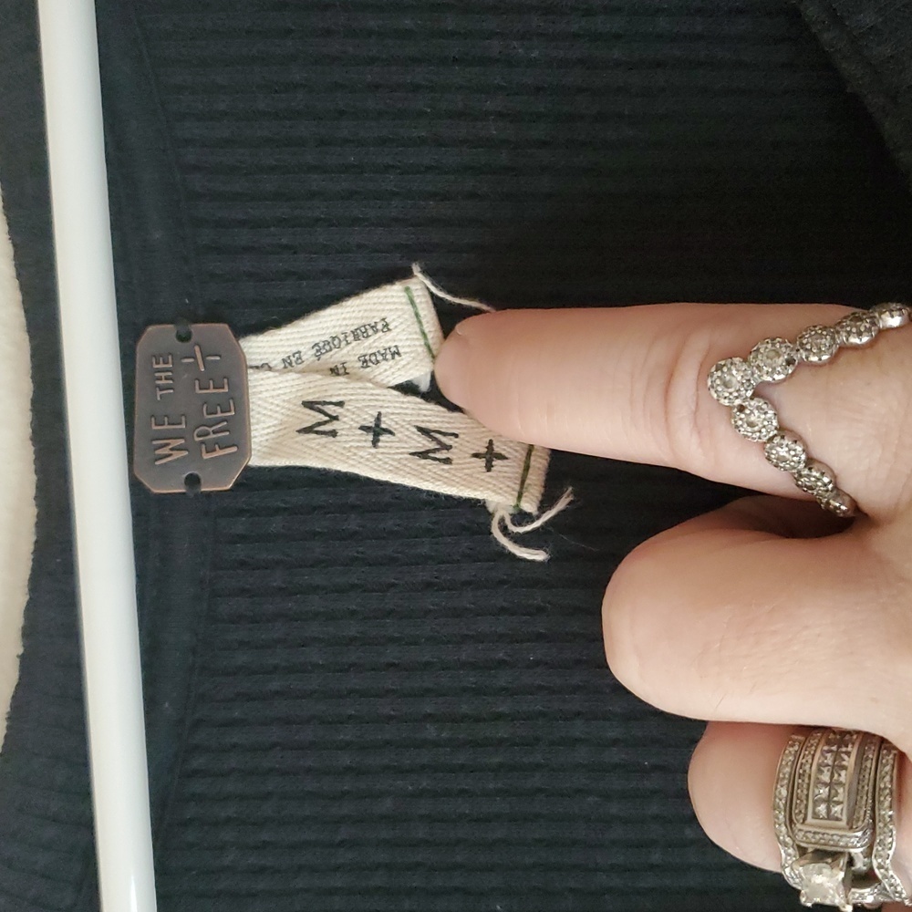 Bundle 2 Free People Basic Textured Longsleeve To… - image 4